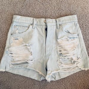 AGOLDE super ripped high rise jean shorts size 27
